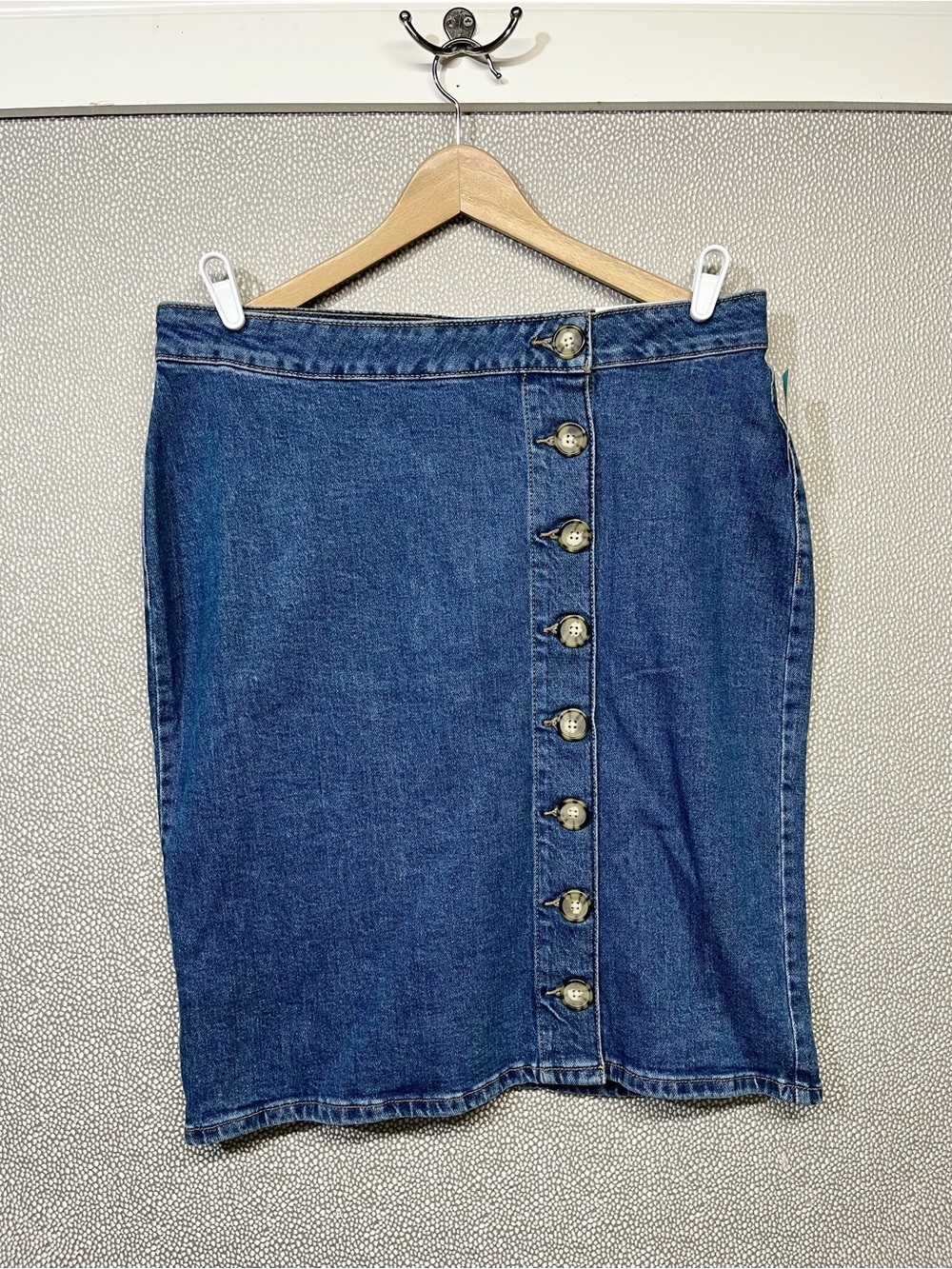 🆕 16 Maurices Classic Blue Denim Button-Front Skirt NWT